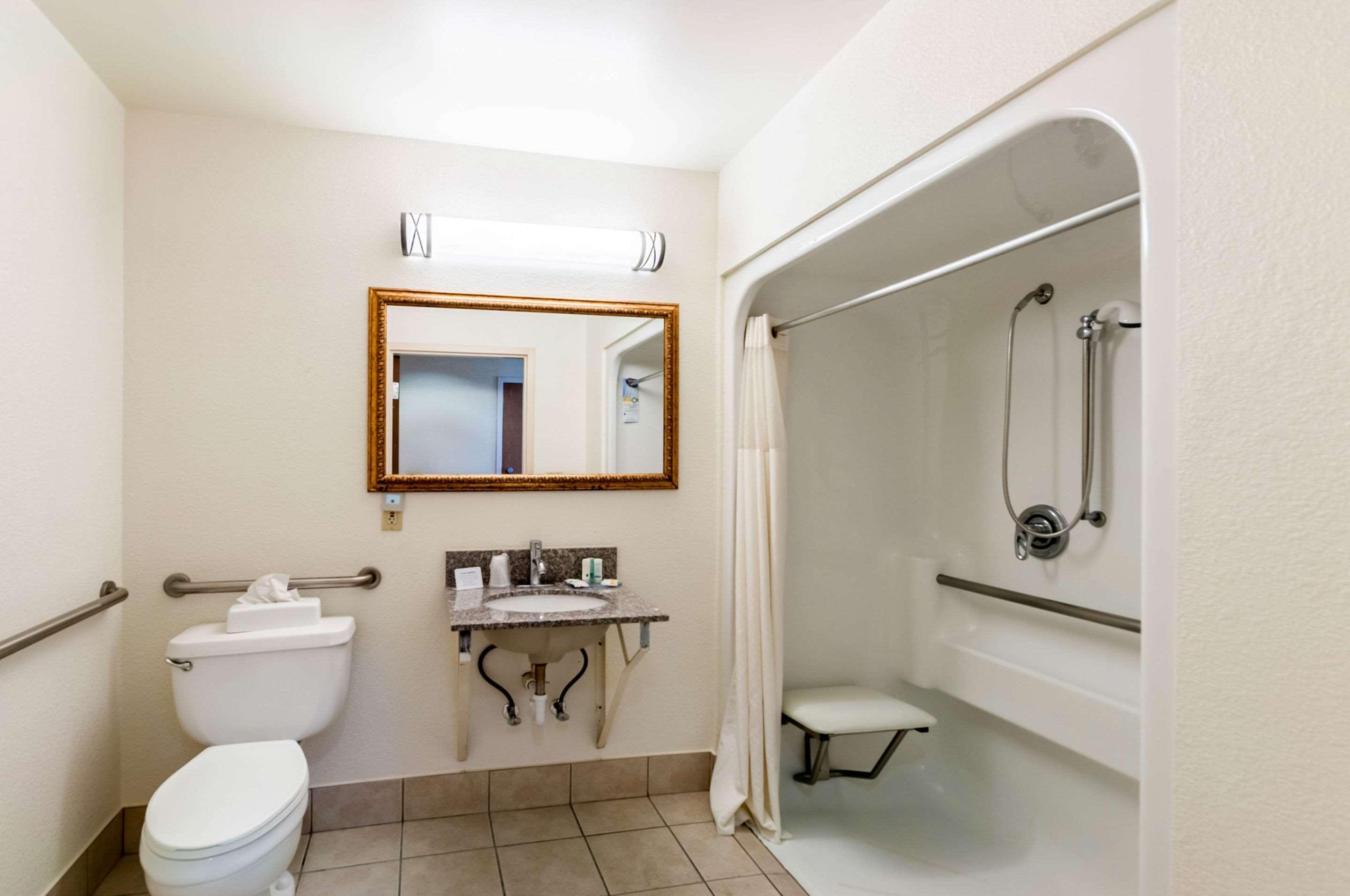 Quality Suites Chestertown Extérieur photo