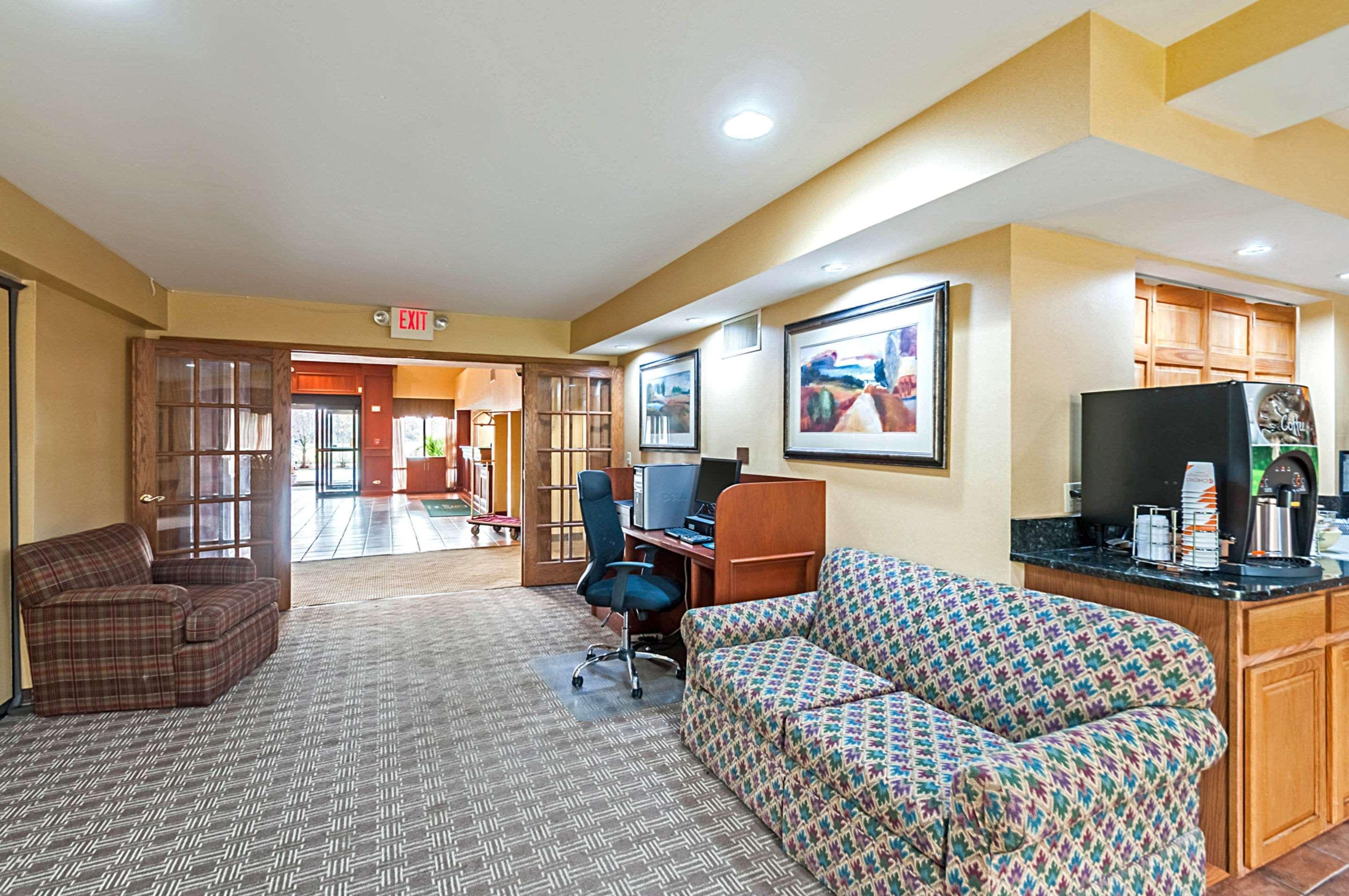 Quality Suites Chestertown Extérieur photo
