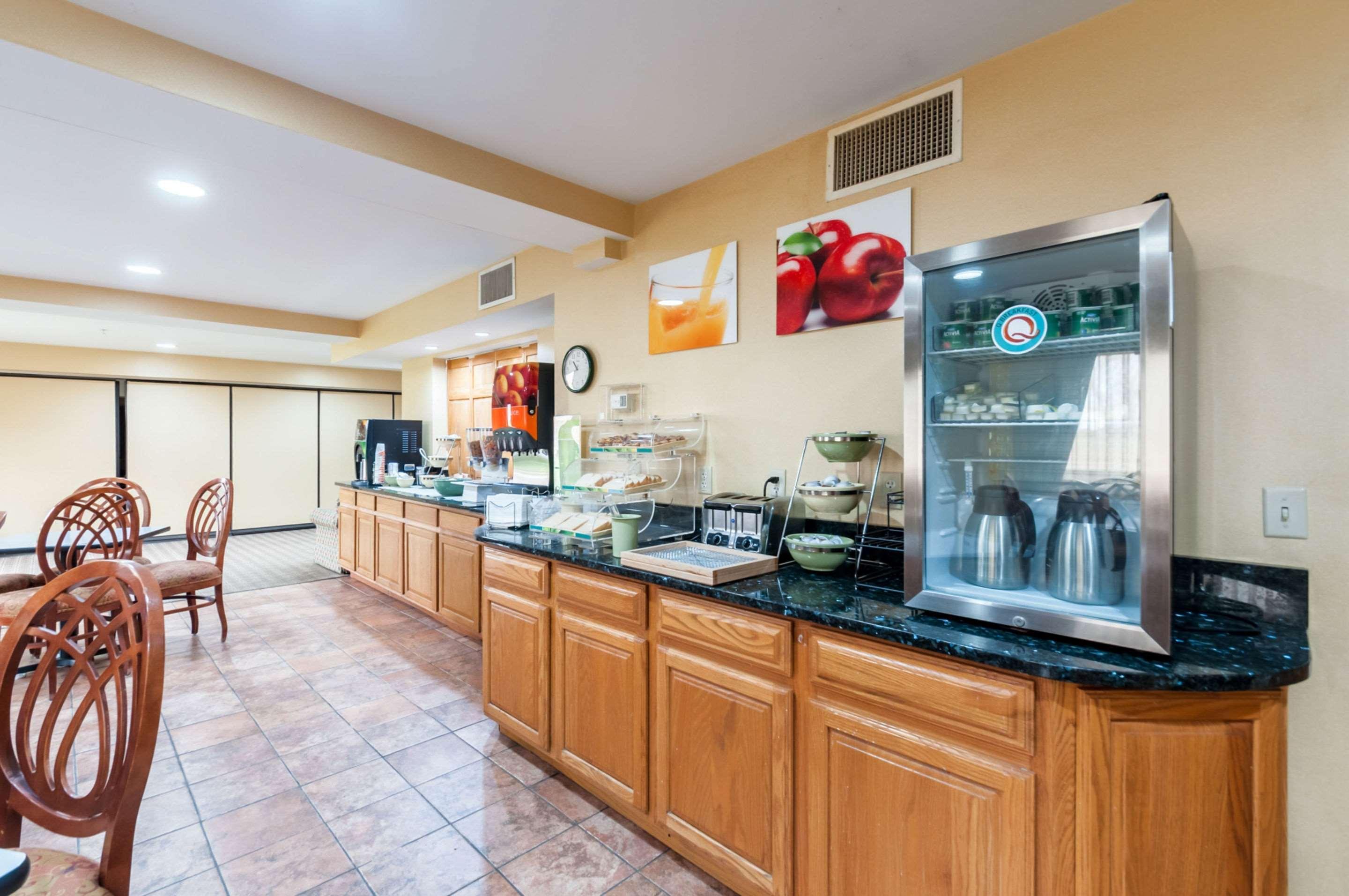 Quality Suites Chestertown Extérieur photo