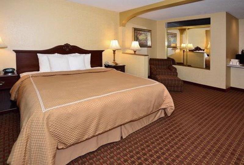Quality Suites Chestertown Chambre photo